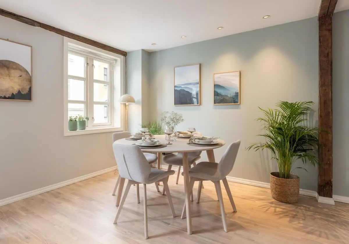 Dinbnb Apartments L 600 M To Bryggen L 3-Story House L New In 2023 Bergen 0*,