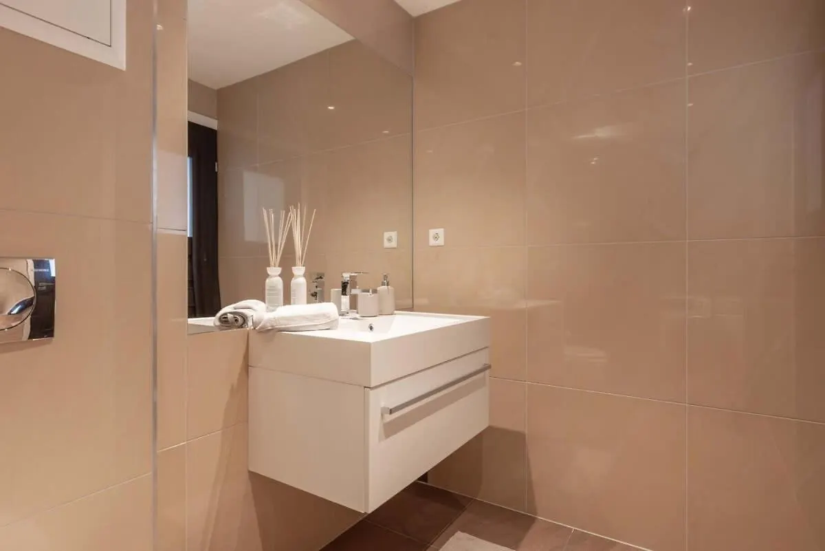 Dom wakacyjny Dinbnb Apartments L 600 M To Bryggen L 3-Story House L New In 2023 Bergen